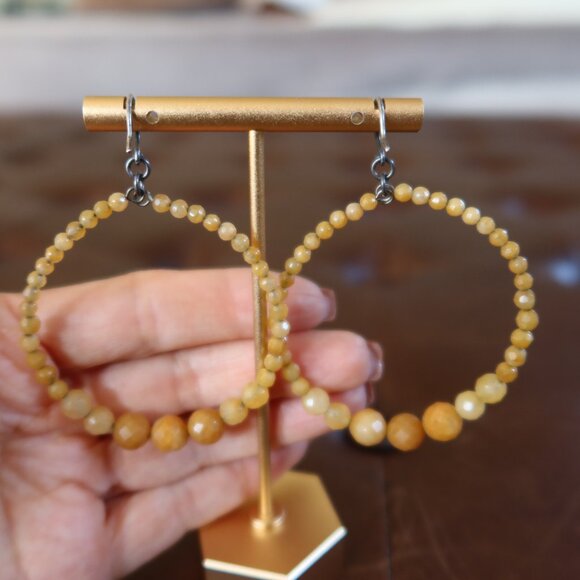 Chan Luu faceted Yellow Jade (70+) front facing hoops earrings 2" long drops - Picture 4 of 14